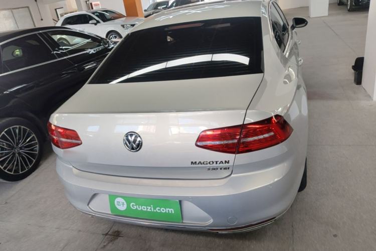 Used Volkswagen Magotan 2018 Facelift 330TSI DSG Luxury Model Rear