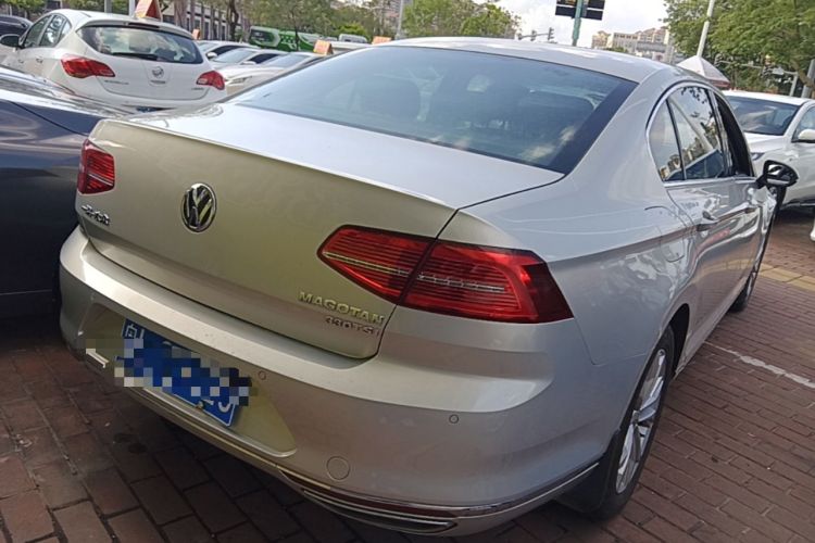 Used Volkswagen Magotan 2018 330TSI DSG Luxury Model Rear Right 45 Deg