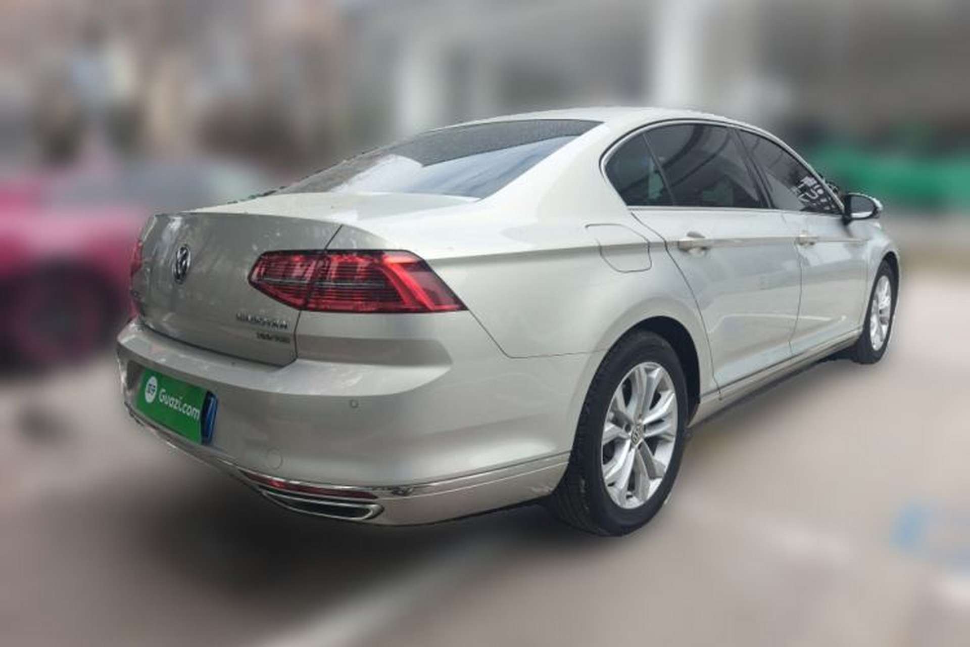 Used Volkswagen Magotan 2018 380TSI DSG Luxury Model Rear Right 45 Deg