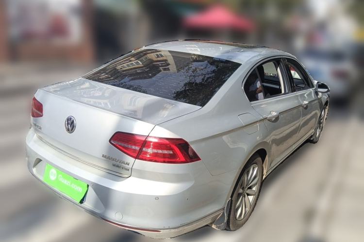 Used Volkswagen Magotan 2018 330TSI DSG Advanced Model Rear Right 45 Deg