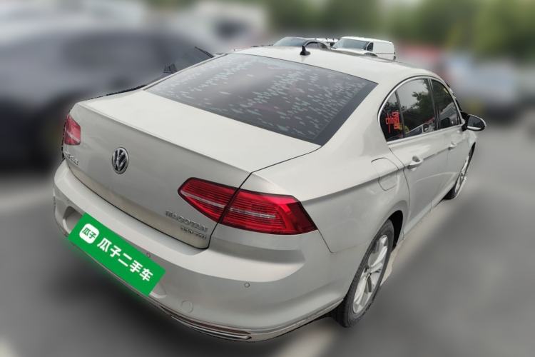 Used Volkswagen Magotan 2018 Facelift 330TSI DSG Luxury Model Rear Right 45 Deg