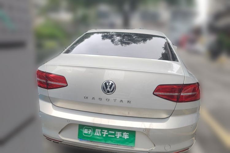 Used Volkswagen Magotan 2018 280TSI DSG Comfort Model Rear