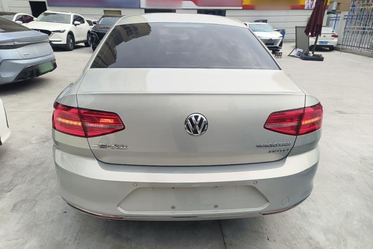 Used Volkswagen Magotan 2018 330TSI DSG Advanced Model Rear