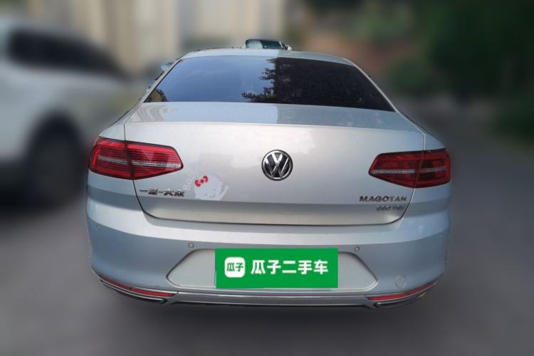 Used Volkswagen Magotan 2018 330TSI DSG Luxury Model Rear