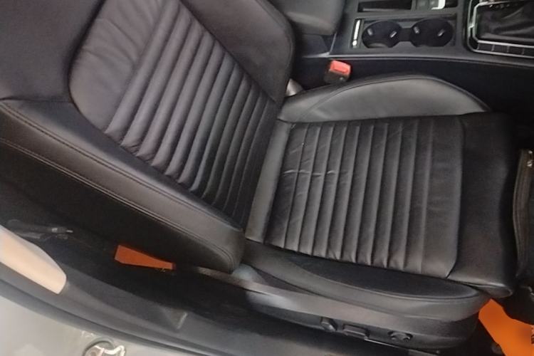 Used Volkswagen Magotan 2018 Facelift 330TSI DSG Luxury Model Right Front Seat