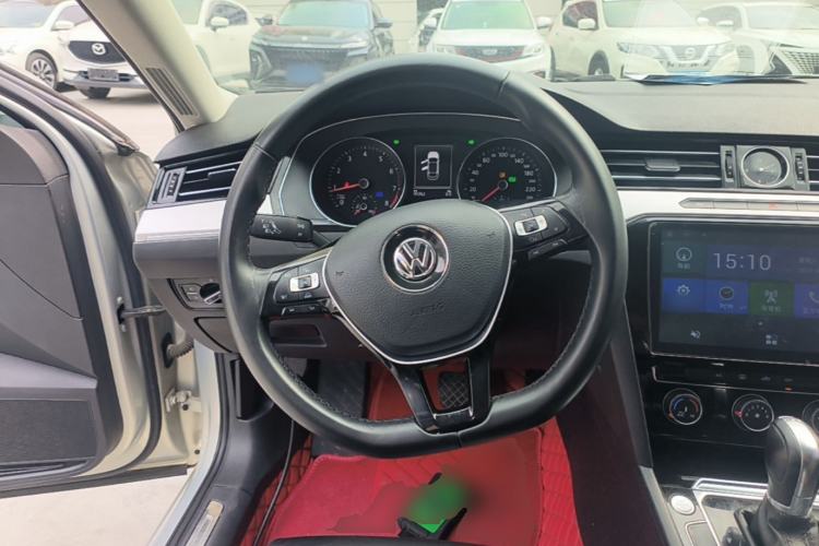 Used Volkswagen Magotan 2018 330TSI DSG Advanced Model Steering Wheel