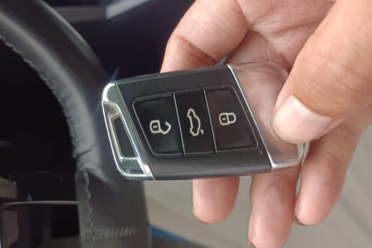 Used Volkswagen Magotan 2018 380TSI DSG Luxury Model Vehicle Key