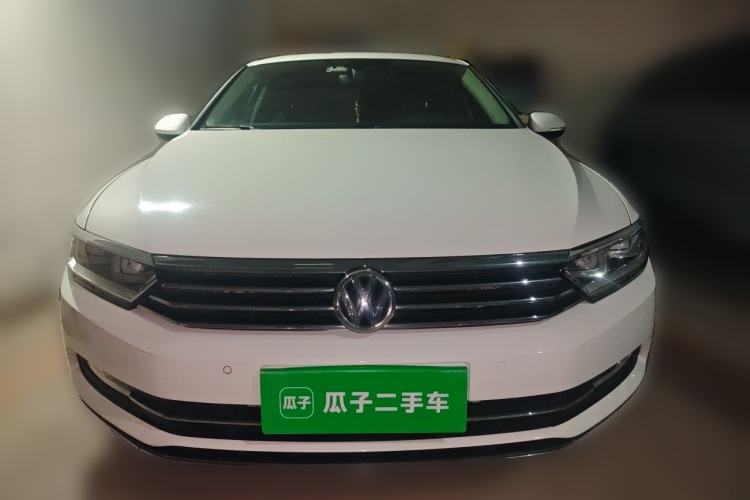 Used Volkswagen Magotan 2018 330TSI DSG Luxury Model Front