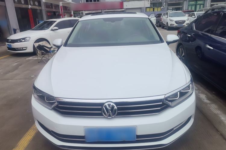 Used Volkswagen Magotan 2018 Facelift 330TSI DSG Luxury Model Front