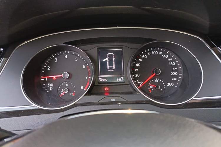 Used Volkswagen Magotan 2018 330TSI DSG Luxury Model Instrument Cluster