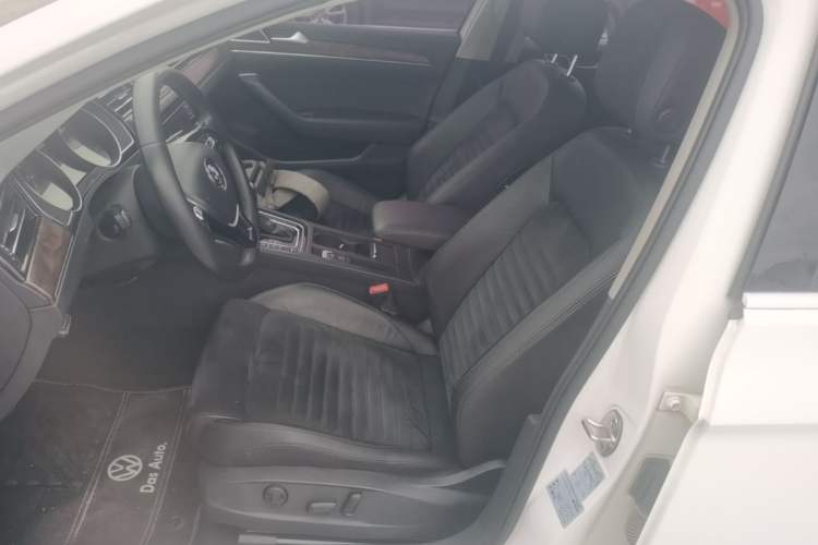 Used Volkswagen Magotan 2018 330TSI DSG Luxury Model Left Front Seat