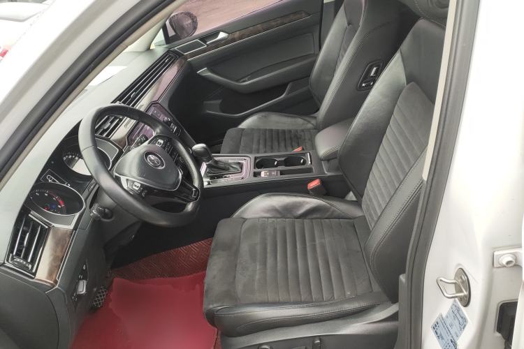 Used Volkswagen Magotan 2018 330TSI DSG Luxury Model Left Front Seat