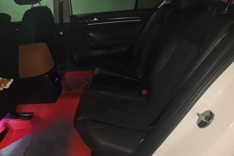Used Volkswagen Magotan 2018 330TSI DSG Luxury Model Left Rear Seat