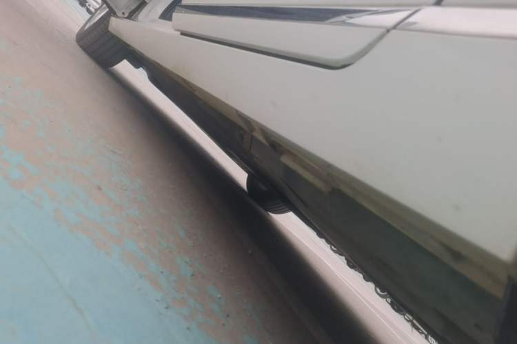 Used Volkswagen Magotan 2018 330TSI DSG Luxury Model Left Side Sill