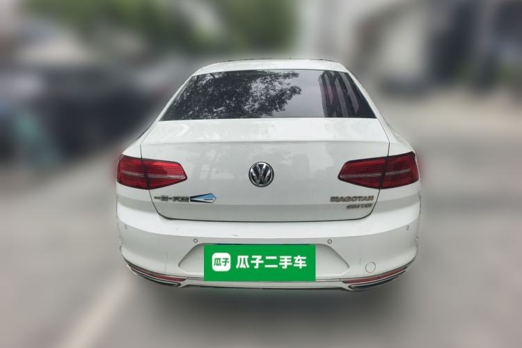 Used Volkswagen Magotan 2018 330TSI DSG Luxury Model Rear