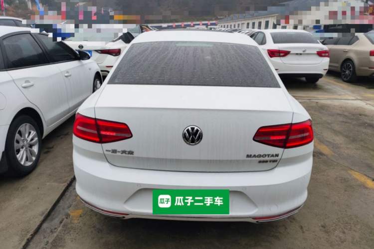 Used Volkswagen Magotan 2018 330TSI DSG Luxury Model Rear