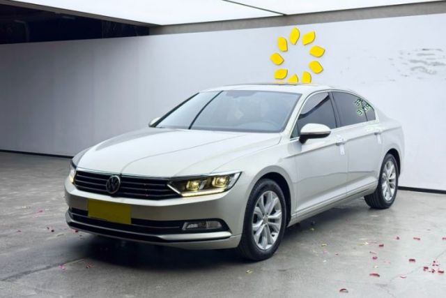 Used Volkswagen Magotan 2018 Facelift 330TSI DSG Luxury Model