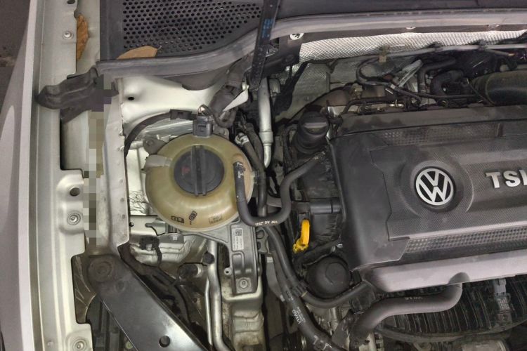 Used Volkswagen Magotan 2018 330TSI DSG Advanced Model Engine Bay Right