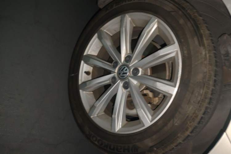 Used Volkswagen Magotan 2018 330TSI DSG Advanced Model Exterior 4