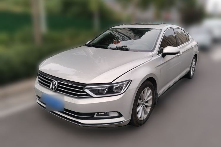 Used Volkswagen Magotan 2018 330TSI DSG Advanced Model Guazi used car, China used car export, Used car for sale, Used  cars, Cheapest cars for sale