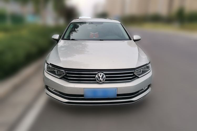 Used Volkswagen Magotan 2018 330TSI DSG Advanced Model Front