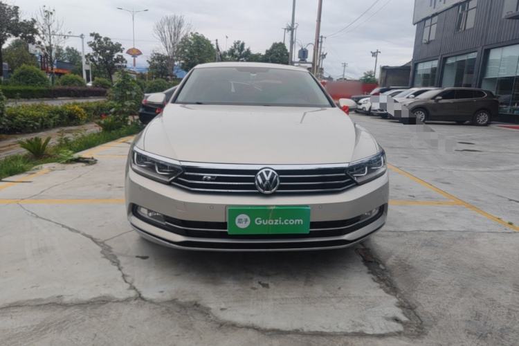 Used Volkswagen Magotan 2018 330TSI DSG Luxury Model Front