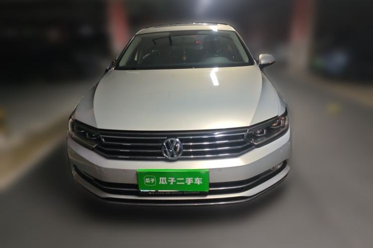 Used Volkswagen Magotan 2018 330TSI DSG Advanced Model Front
