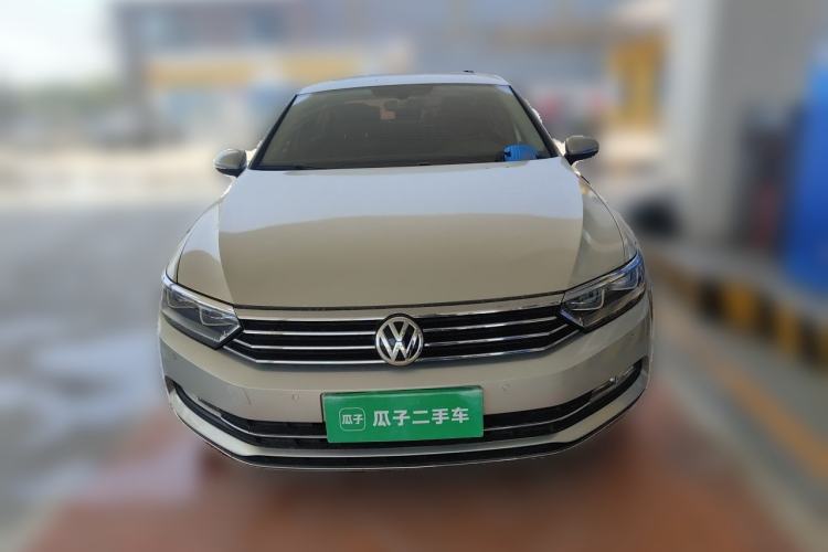 Used Volkswagen Magotan 2018 Facelift 330TSI DSG Luxury Model Front