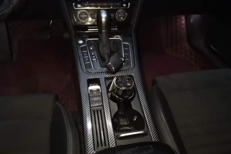 Used Volkswagen Magotan 2018 330TSI DSG Luxury Model Gear Lever
