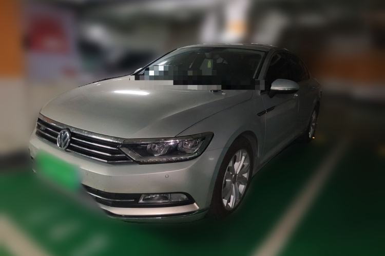 Used Volkswagen Magotan 2018 Facelift 330TSI DSG Luxury Model Guazi used car, China used car export, Used car for sale, Used cars, Cheapest cars for sale