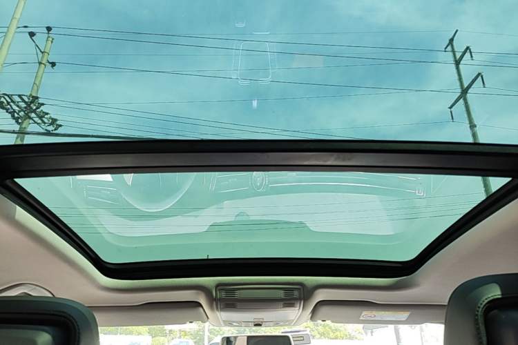 Used Volkswagen Magotan 2018 330TSI DSG Advanced Model Headliner
