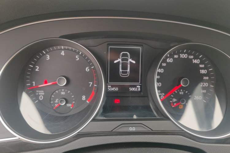 Used Volkswagen Magotan 2018 330TSI DSG Luxury Model Instrument Cluster