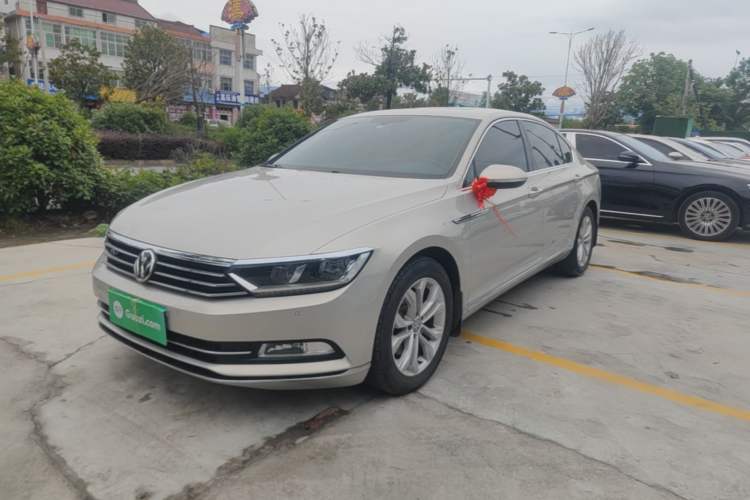 Used Volkswagen Magotan 2018 330TSI DSG Luxury Model Guazi used car, China used car export, Used car for sale, Used  cars, Cheapest cars for sale
