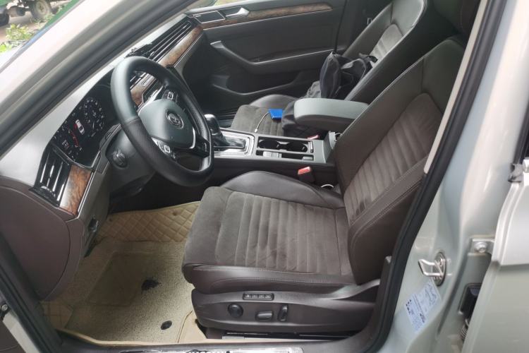 Used Volkswagen Magotan 2018 380TSI DSG Prestige Model Left Front Seat