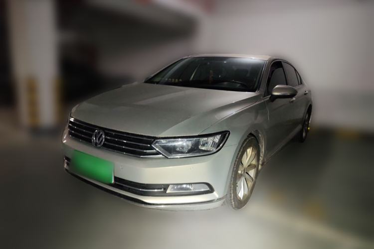 Used Volkswagen Magotan 2018 330TSI DSG Advanced Model Guazi used car, China used car export, Used car for sale, Used  cars, Cheapest cars for sale