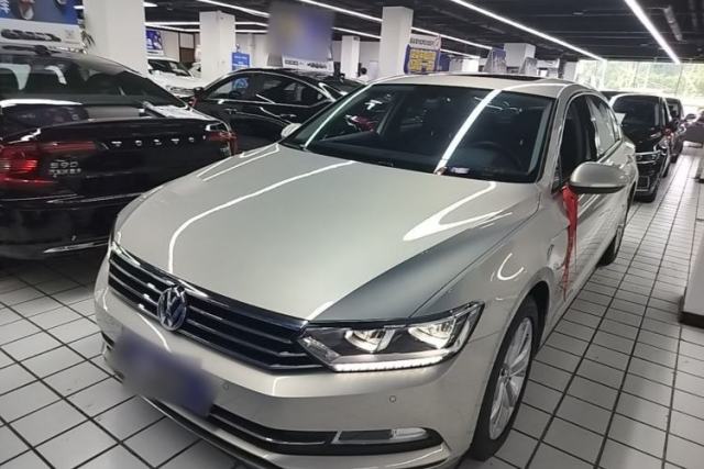 Used Volkswagen Magotan 2018 330TSI DSG Luxury Model
