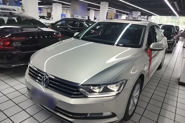 Ojetý Volkswagen Magotan 2018 330TSI DSG Luxury Model Guazi used car, China used car export, Used car for sale, Used  cars, Cheapest cars for sale
