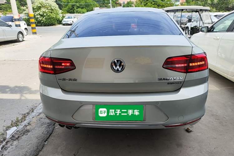 Used Volkswagen Magotan 2018 330TSI DSG Advanced Model Rear