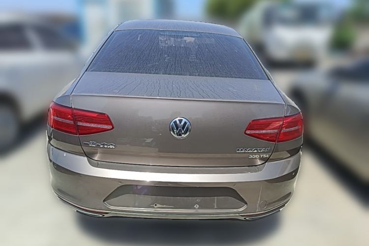 Used Volkswagen Magotan 2018 330TSI DSG Luxury Model Rear
