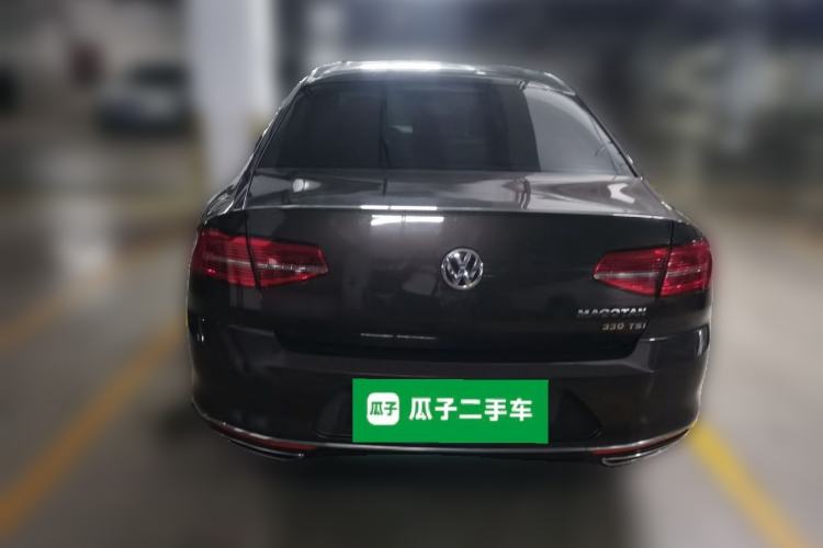 Used Volkswagen Magotan 2018 330TSI DSG Luxury Model Rear