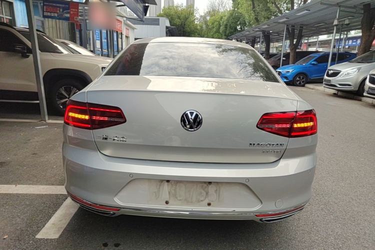 Used Volkswagen Magotan 2018 Facelift 330TSI DSG Luxury Model Rear