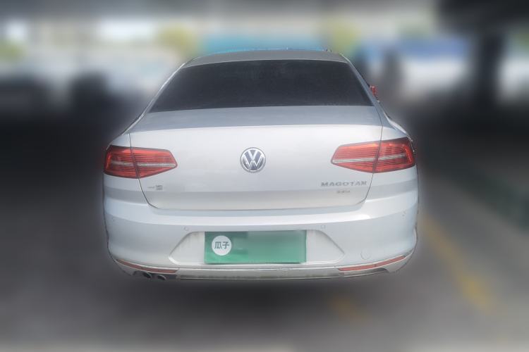 Used Volkswagen Magotan 2018 330TSI DSG Advanced Model Rear