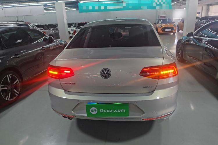 Used Volkswagen Magotan 2018 330TSI DSG Advanced Model Rear
