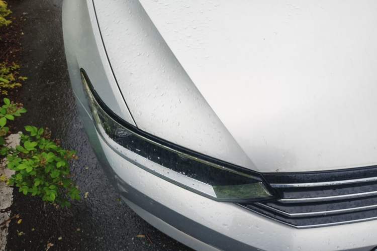 Used Volkswagen Magotan 2018 330TSI DSG Advanced Model Right Front Headlight