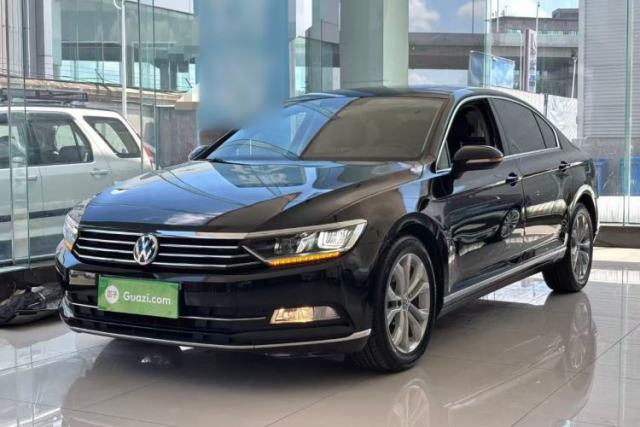 Ojetý Volkswagen Magotan 2019 330TSI DSG Luxury Version China VI Standard