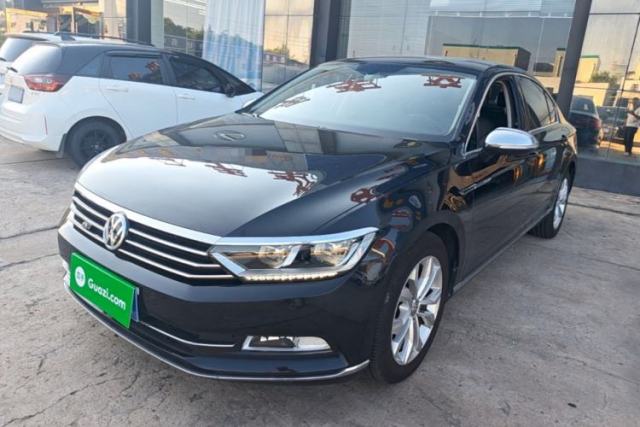 Ojetý Volkswagen Magotan 2019 380TSI DSG Luxury Model China V Standard