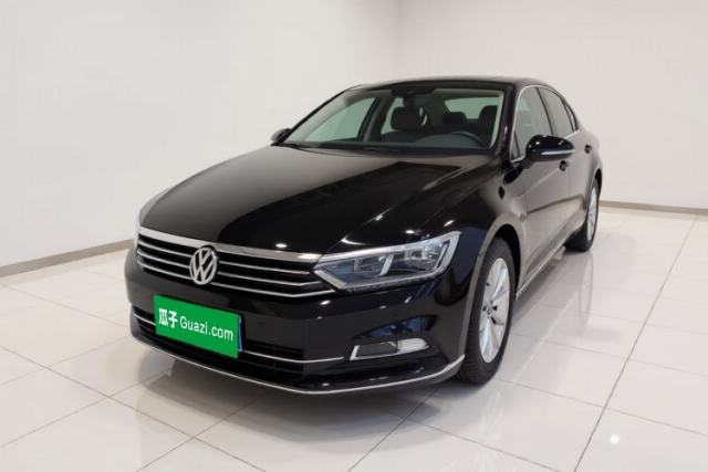 Ojetý Volkswagen Magotan 2019 330TSI DSG Leading Model China VI Standard