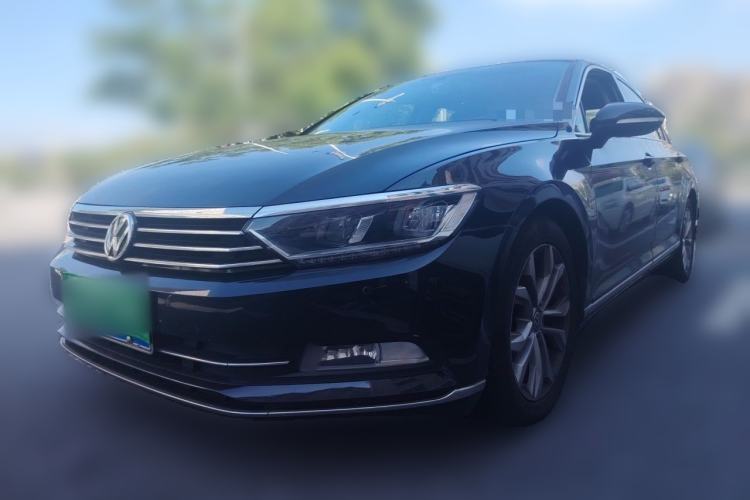 Volkswagen Magotan 2019 330TSI DSG Luxury Model China V Standard مستعملة Guazi used car, China used car export, Used car for sale, Used  cars, Cheapest cars for sale