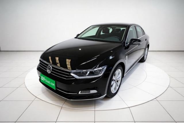 Ojetý Volkswagen Magotan 2019 330TSI DSG Luxury Model China V Standard