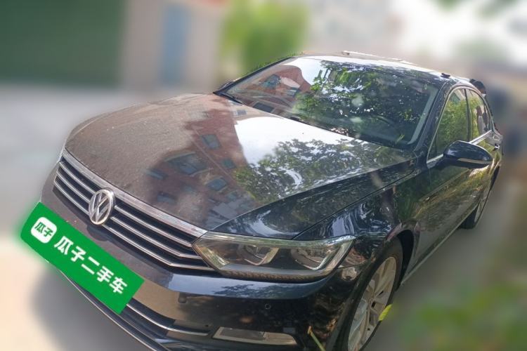 Used Volkswagen Magotan 2019 330TSI DSG Luxury Model China V Standard Guazi used car, China used car export, Used car for sale, Used  cars, Cheapest cars for sale